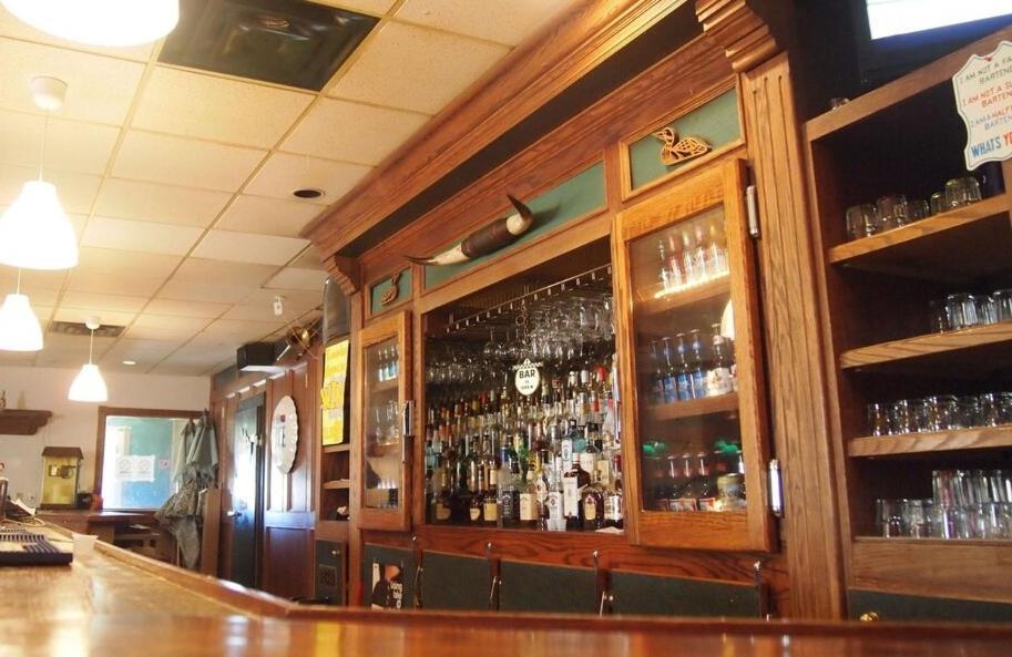 Moosomin Country Squire Inn Екстер'єр фото